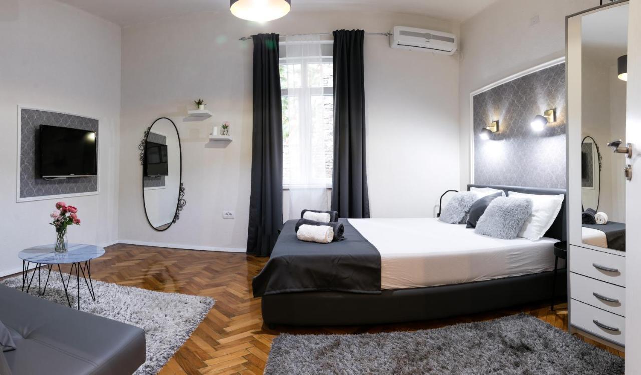 Natalie'S Place Belgrado Buitenkant foto